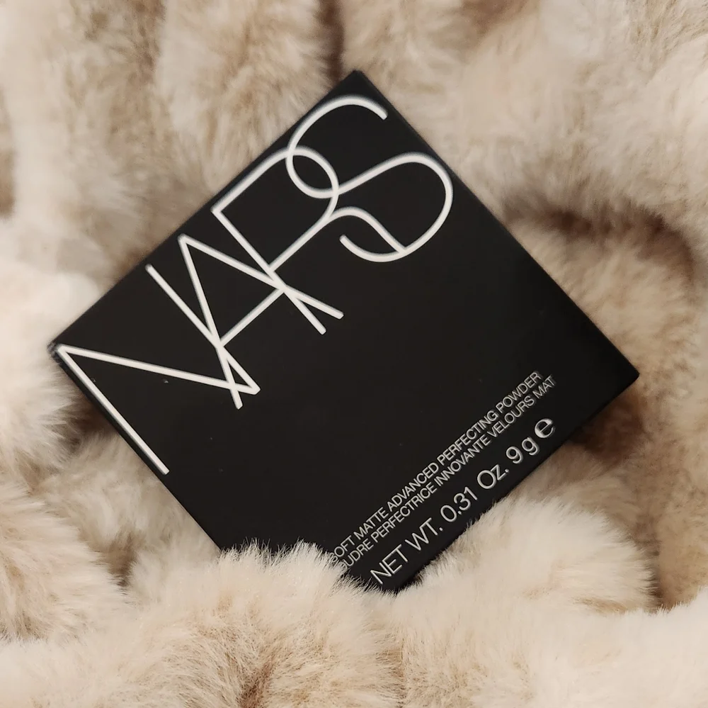 NARS- SOFT MATTE ADVANCED PERFECTING POWDER- Seafront